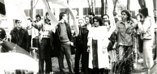 "СОКІЛ" і СУМ під час громадських заходів. Серед молоді - Марічка Бурмака, весна 1990 р. , Молодіжний парк
